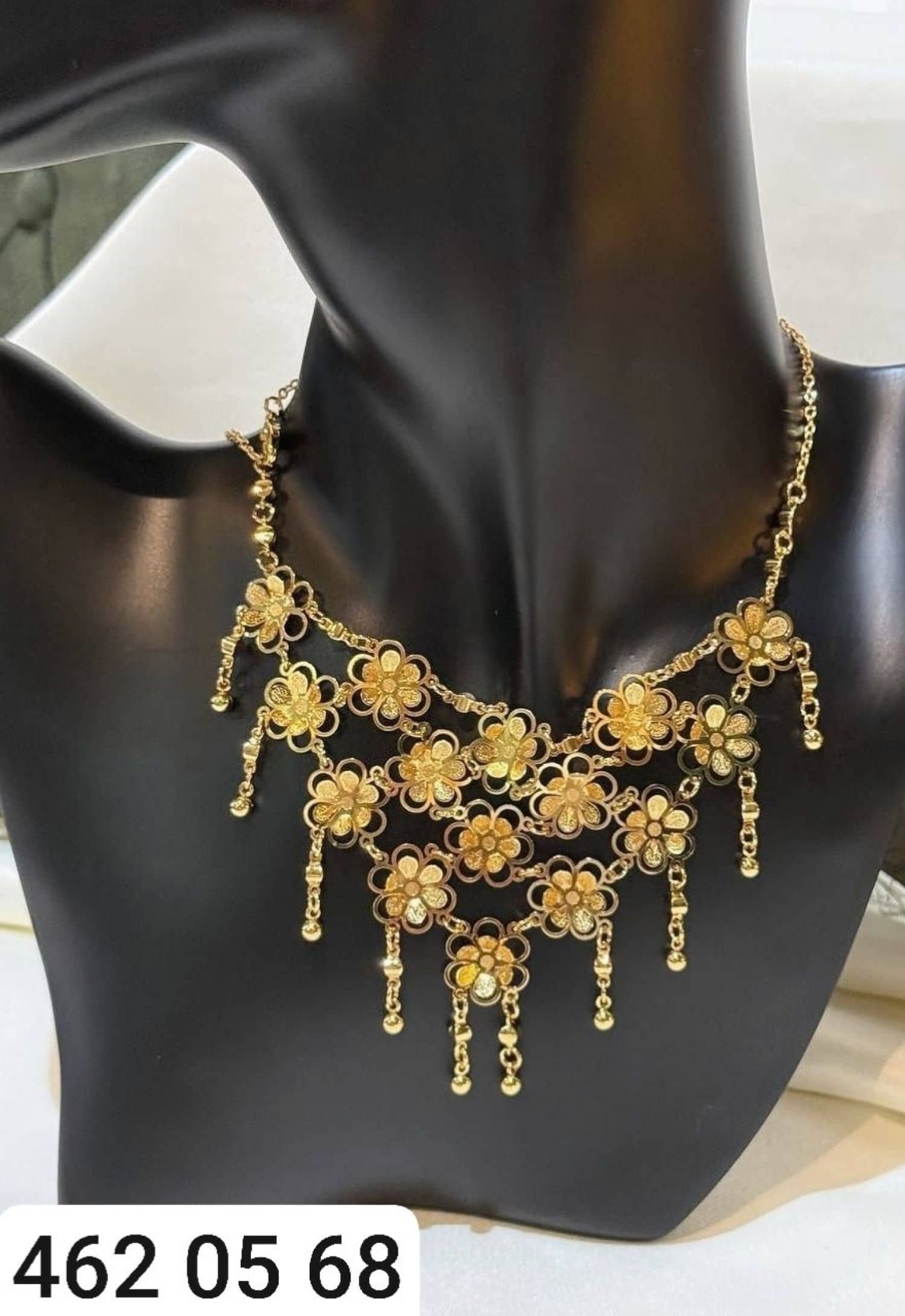 طوق مار فراشة
